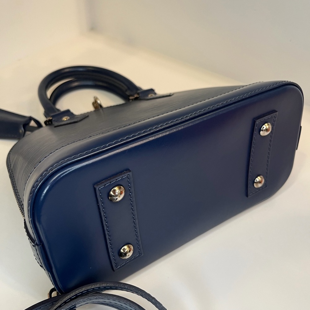 🎀LOUIS VUITTON Indigo Epi Leather Alma BB Bag - Picture 7 of 15